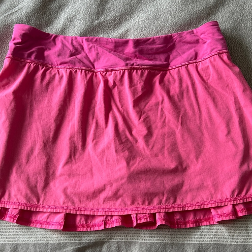 RARE!! Lululemon Pinkalicious Pace
Setter Pink Ruffle Skirt Skirt Size 10